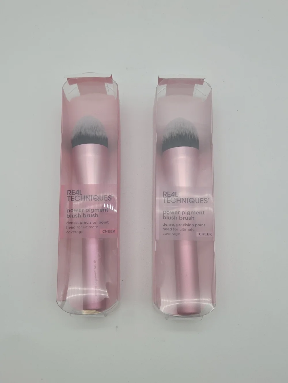 Real Techniques Power Pigment Blush Brushes in Light Pink (Set of 2)